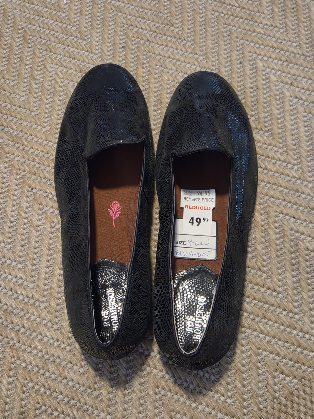 Black Women’s Leather Slip-On Flats - Shimmery Textured Finish